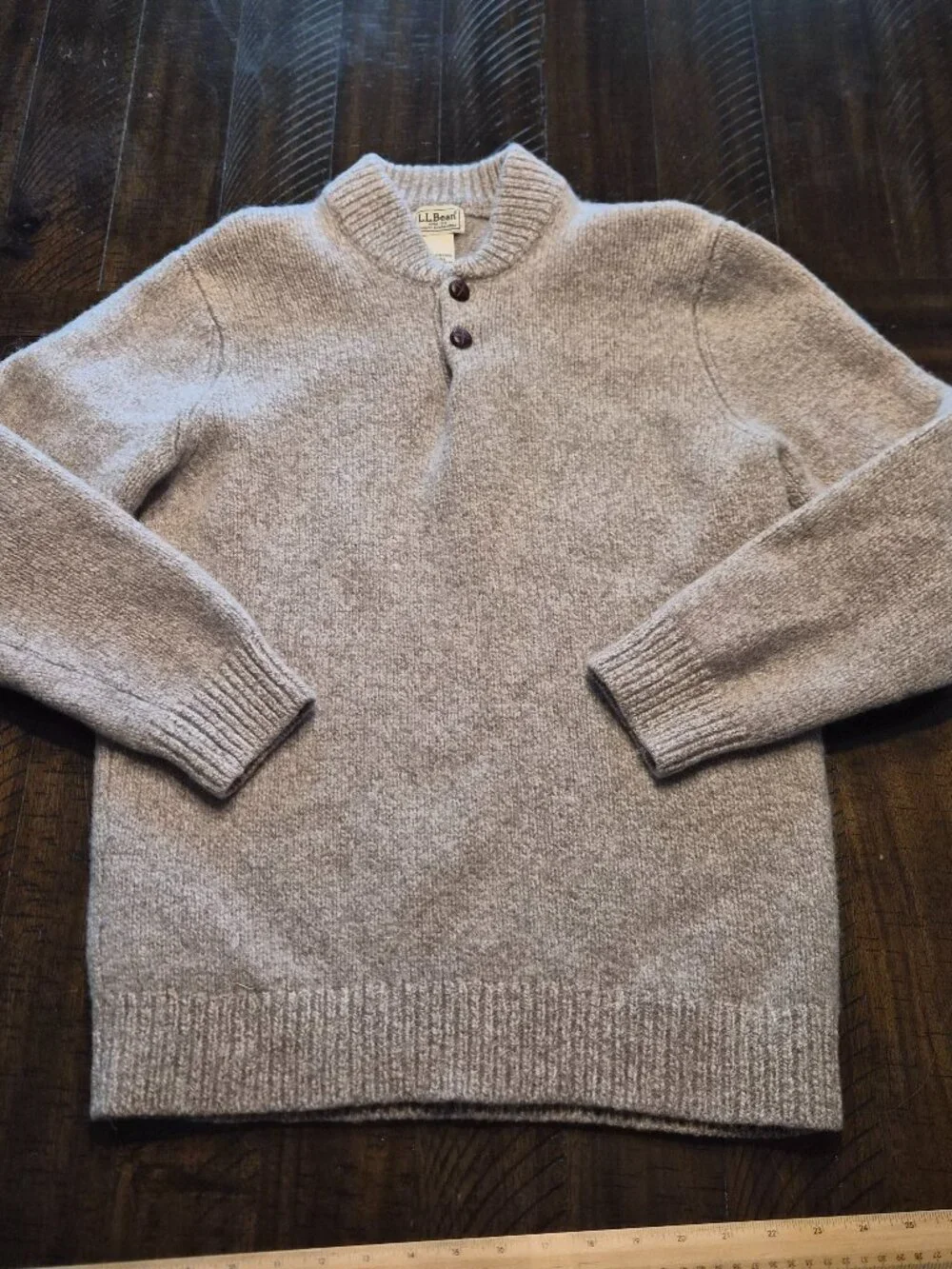 LL Bean Sweater Men's L Tall Fits S 100% Lamb's Wool Henley Pullover Gray G800